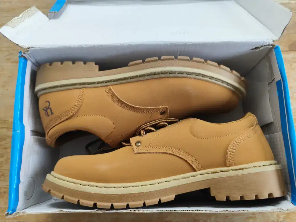 Sepatu Low Boots Yongki Komaladi Original Size 43 Timberland Casual
