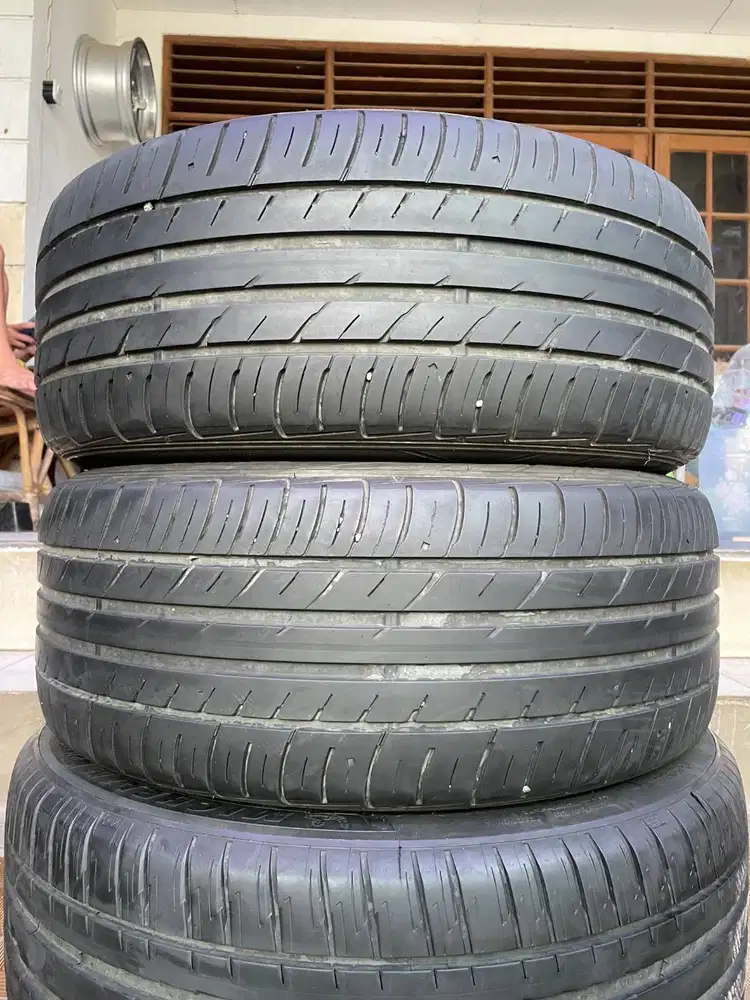 Ban Falken Ziex 235 50 r18 2Pcs