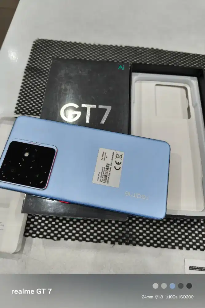 Realme GT 7 Ram 12+12/256 Dimensity 9400E