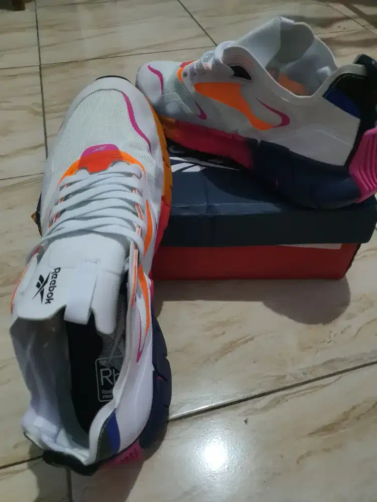 Sepatu Casual / Sneaker JUMBO