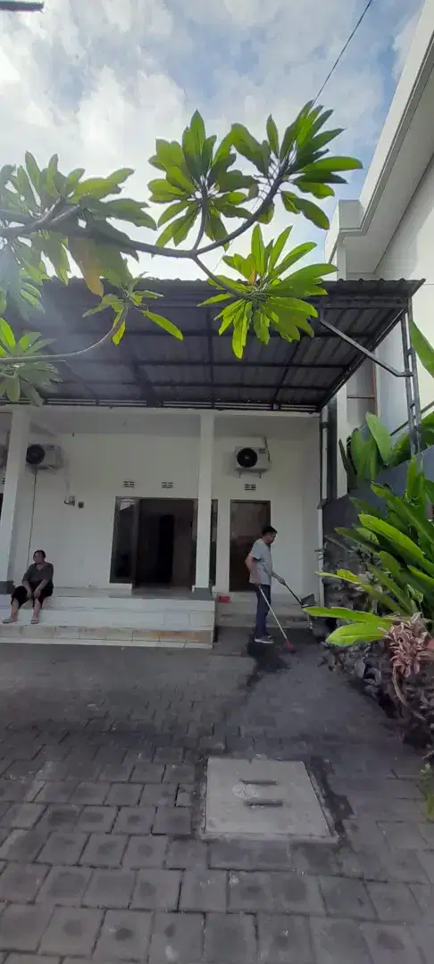 Disewakan rumah 3 kamar tidur di jln mekar pemogan denpasar