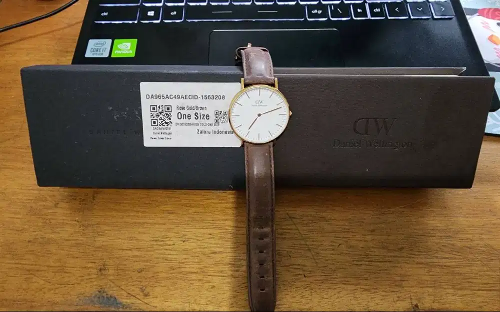 Jam Tangan Daniel Wellington Original Preloved - Leather strap ori