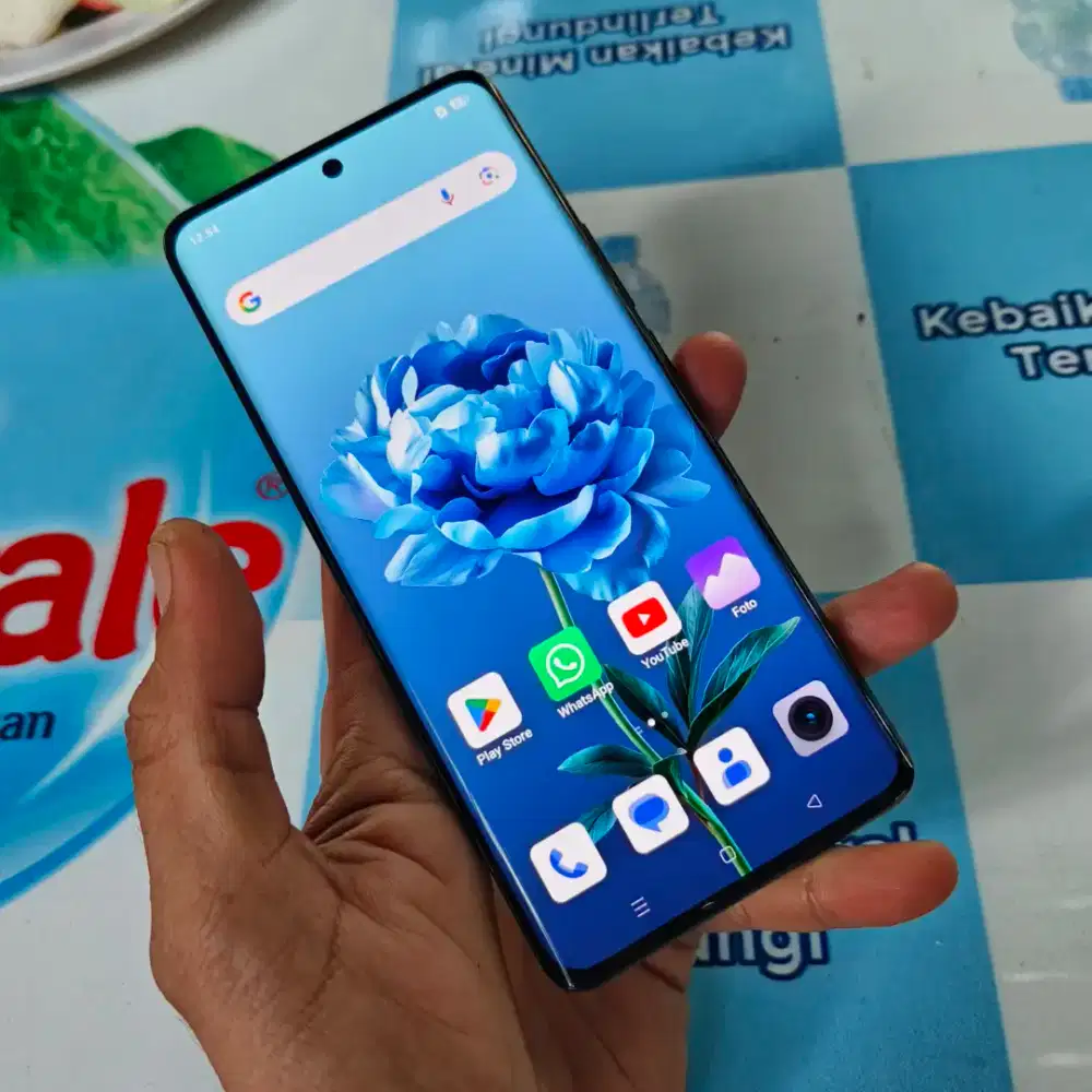 Realme 11 pro 5g Ram 8gb/256gb Layar Lengkung,minus.