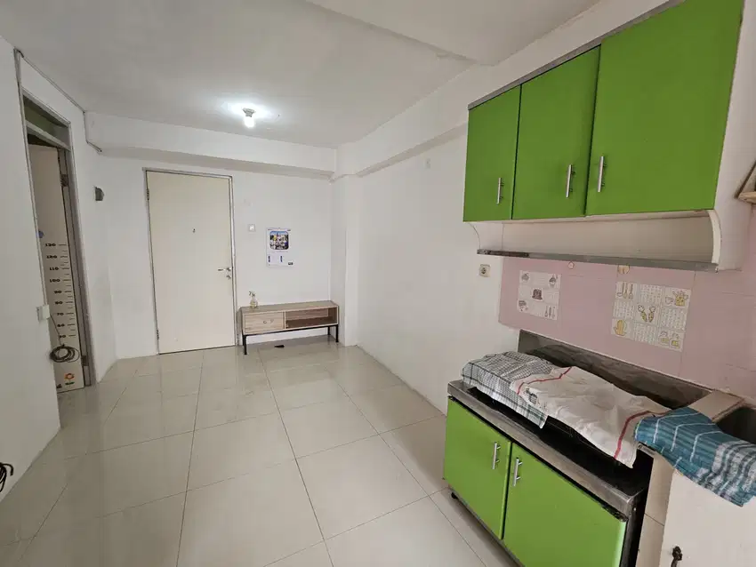 Di sewakan unit Apartemen 2 kamar kosongan , tower Alamanda lt. 20