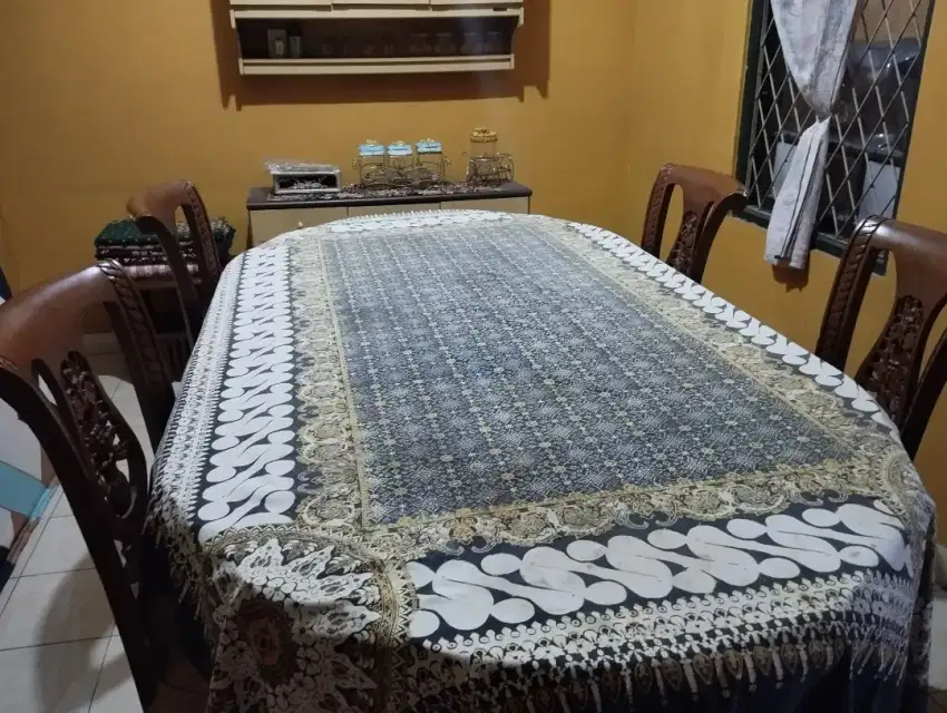Meja Makan Kayu Jati 4 Kursi