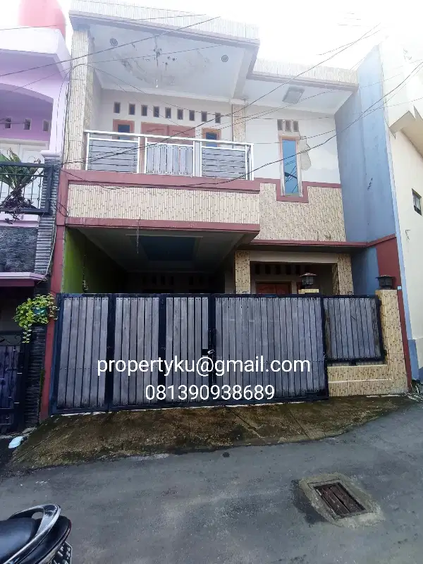 DIJUAL RUMAH DI CIJANTUNG JAKARTA TIMUR
