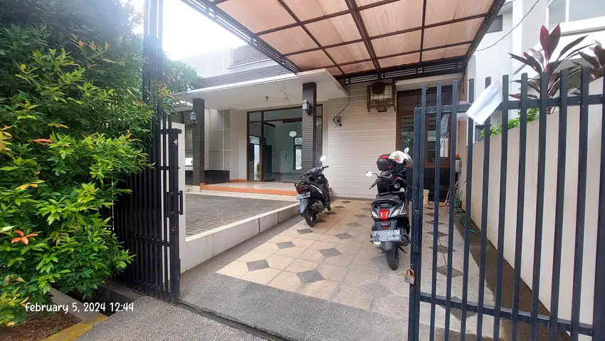 Dijual rumah baru siaphuni di The Green View Jakasetia Bekasi