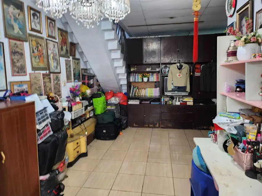 Jual rumah muara Karang 9