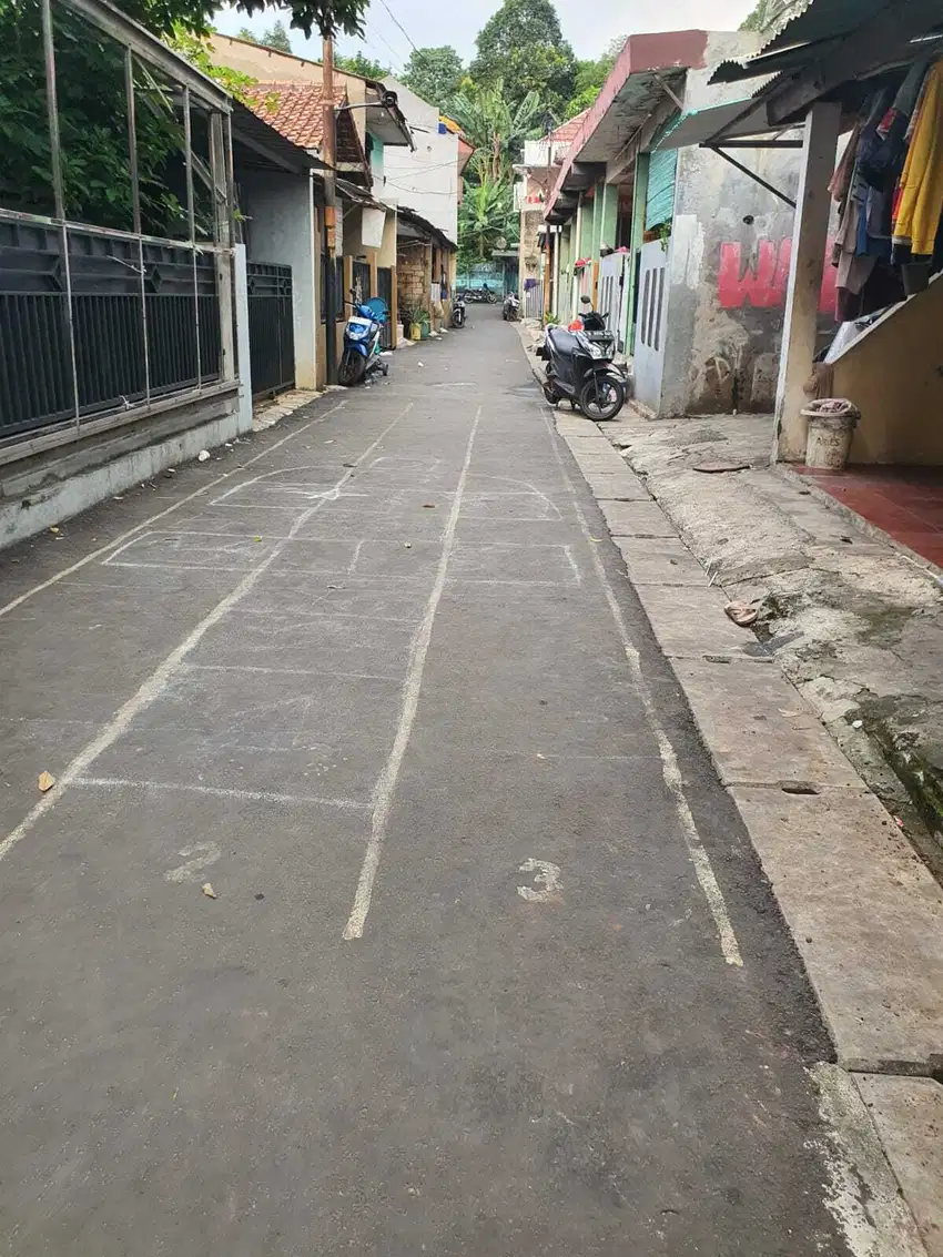 Kontrakan 6 unit SHM LT 214m2 full terisi Ciputat
