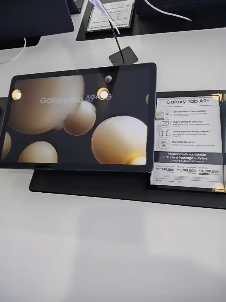 Samsumg Tab A 9+ wifi 4/64