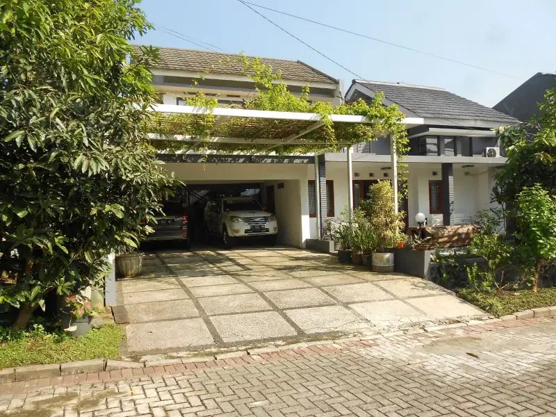 Jual rumah rasa Villa. asri,aman dan nyaman di BNR.