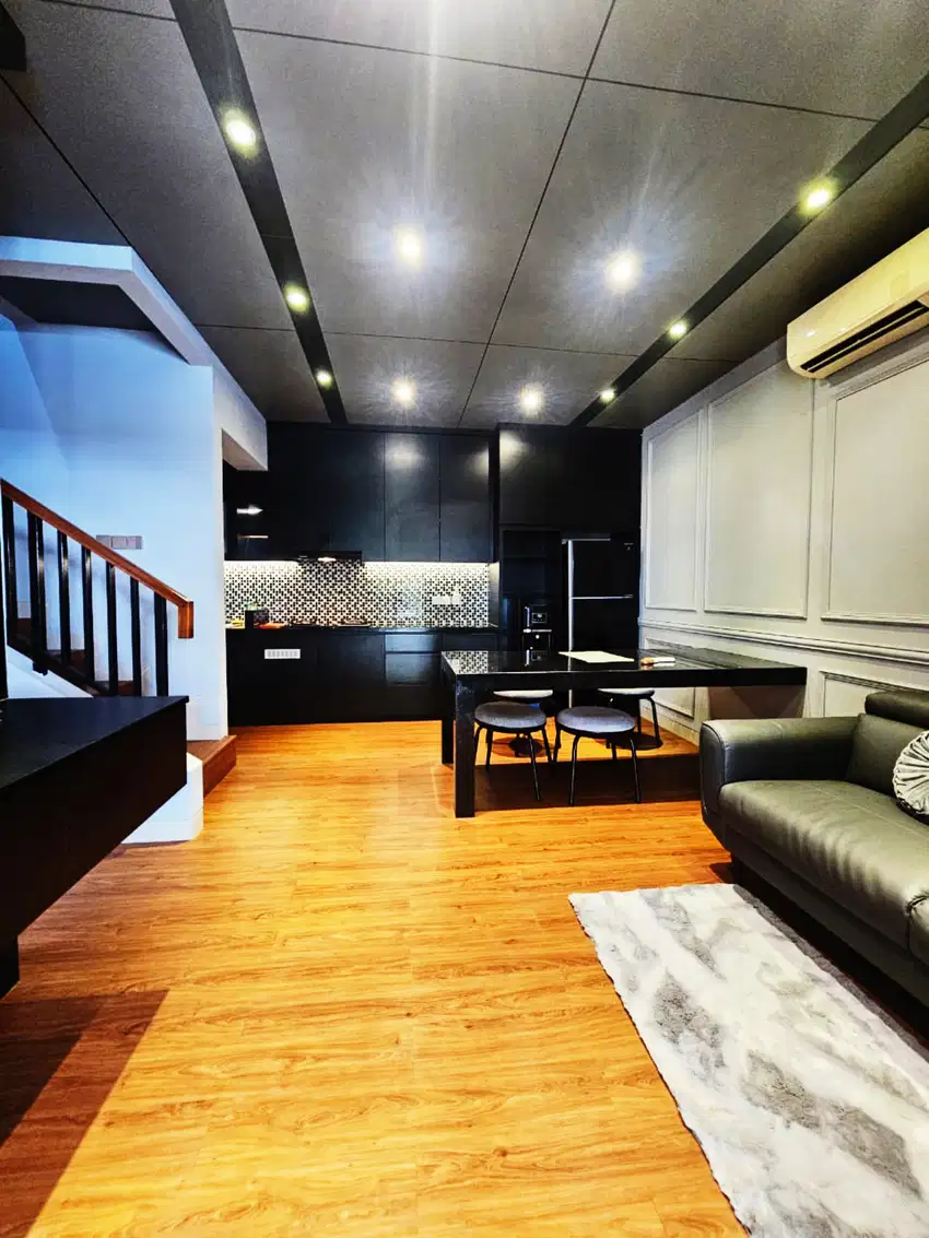 Rumah Super Cantik Di Cluster Thomson Gading Serpong