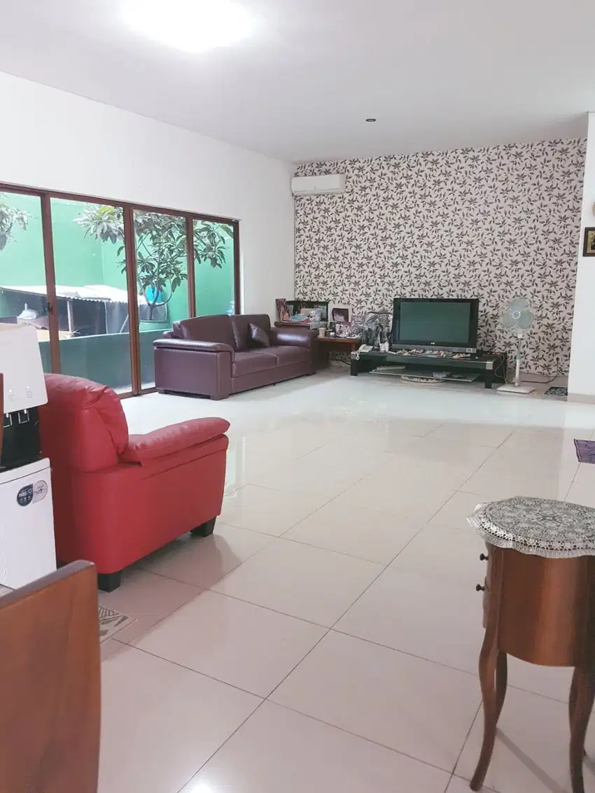 Rumah bagus full furnished sudah renov di Jakarta garden city jaktim