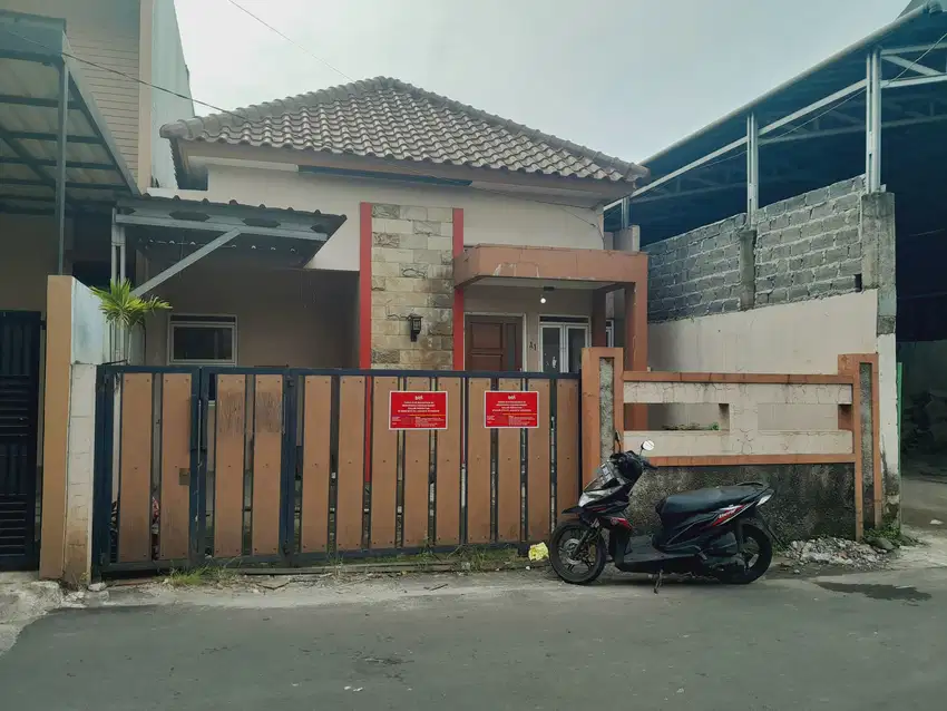 Take Over 130 Juta Rumah di jl h japat sukmajaya Depok