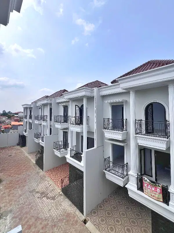 RUMAH BARU DALAM TOWNHOUSE AKSES 2MOBIL DIJAGAKARSA JAKSEL