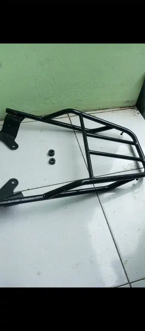 BRACKET ANMAX TEMPAT BOX