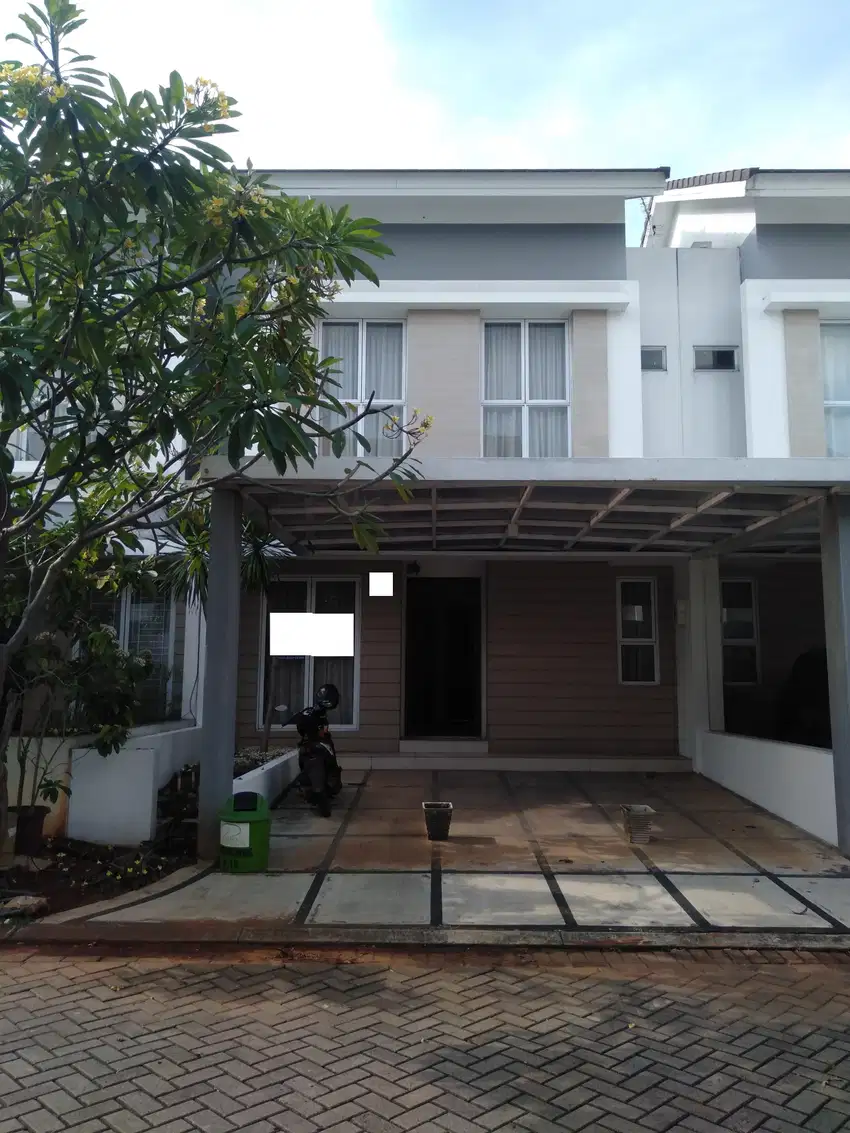 Disewakan rumah murah 2lantai di Cluster Palm Spring JGC siaphuni