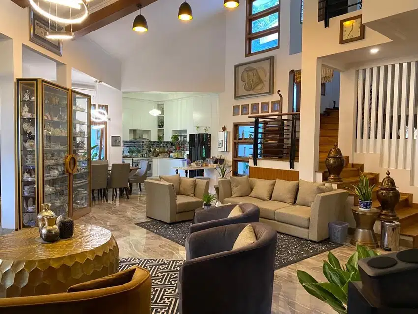 Rumah Mewah 2 Lantai Nuansa Bali di Tanjung Barat Lokasi Prime