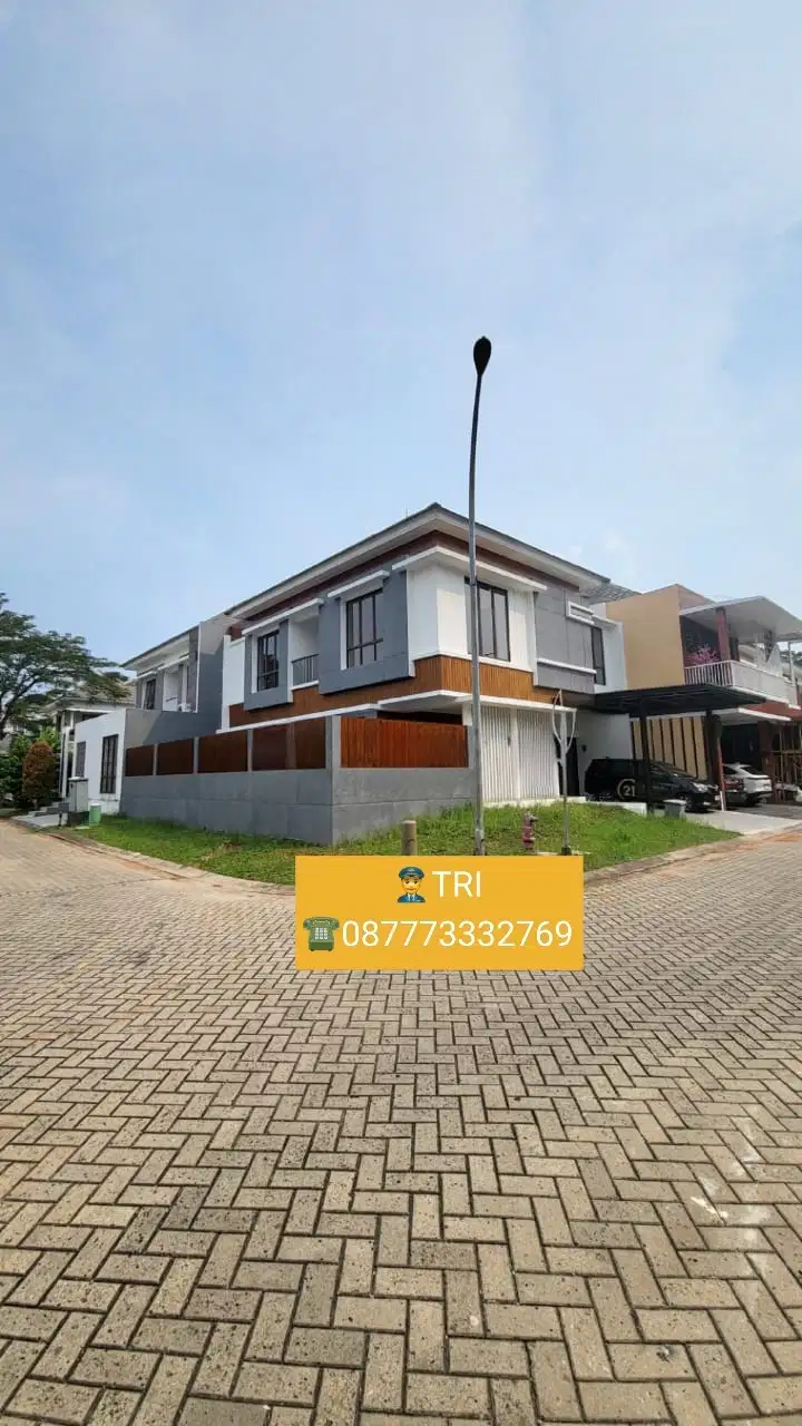 16225 / Jual cepat rumah hoek discovery bintaro dg kolam renang.
