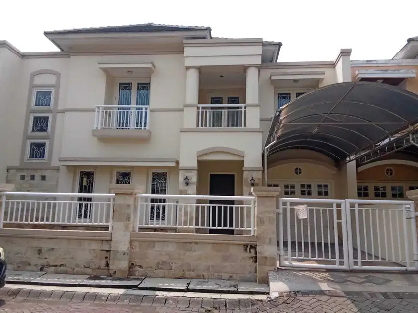 JUAL Rumah Full Furnish  Siap Huni Central Park Mulyosari