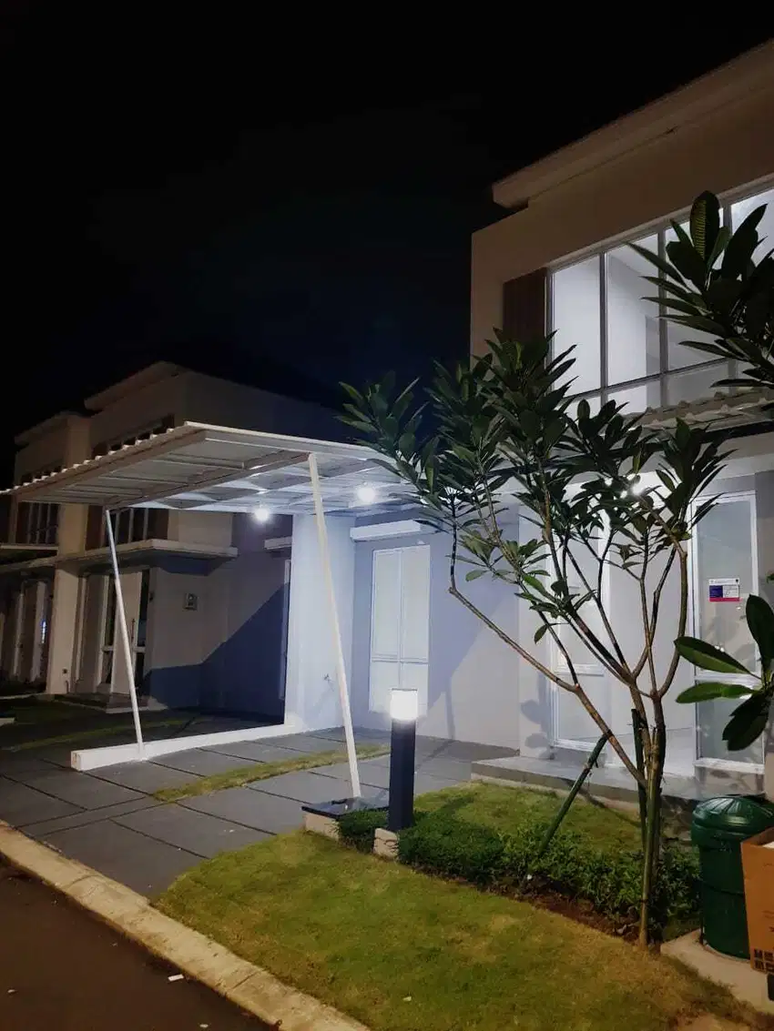 SEWA UNIT DI JL BOULEVARD SUDAH ADA KANOPI, 3KT, AC PARAMOUNT PETAL