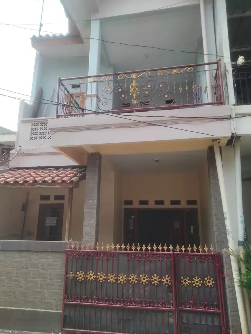 FOR RENT Rumah 2 lantai  Di Kranggan Permai, Cibubur