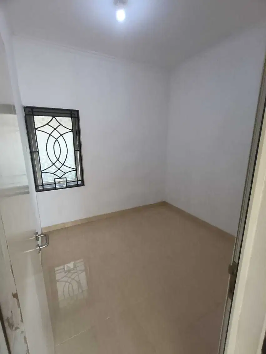 Dijual Rumah 2 lantai di Park Residence Cengkareng Jakarta Barat
