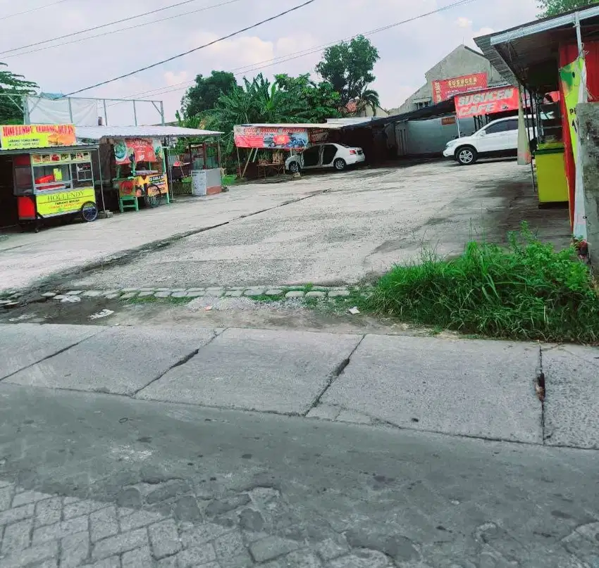Tanah surabaya pinggir jalan raya semampir,dekat semolowaru mer manyar