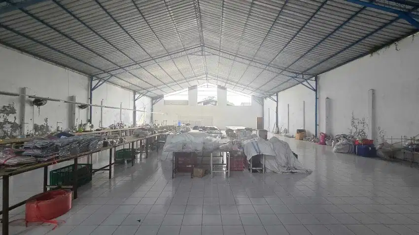 Gudang Siap Pakai Eks Garment di Waringin Rejo Cemani Dekat Solo Baru