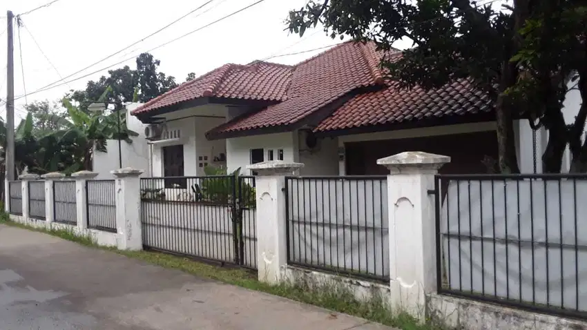 Jual Murah Rumah Cisaranteun Baru kamar 4-luas 374 m-Bandung timur