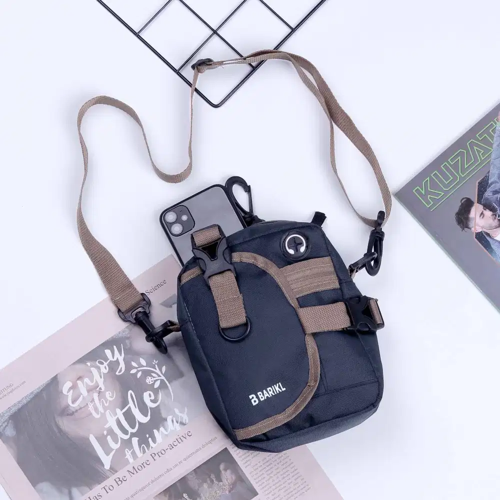 Tas Slingbag Pria Takuza dengan Desain Minimalis dan Tali Selem