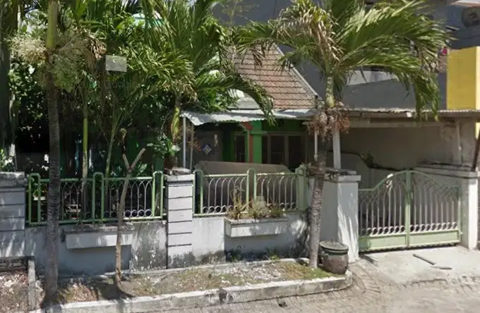 Rumah Aman Dan Aman Di Jl. Pondok Mutiara V, Banjarbendo Sidoarjo