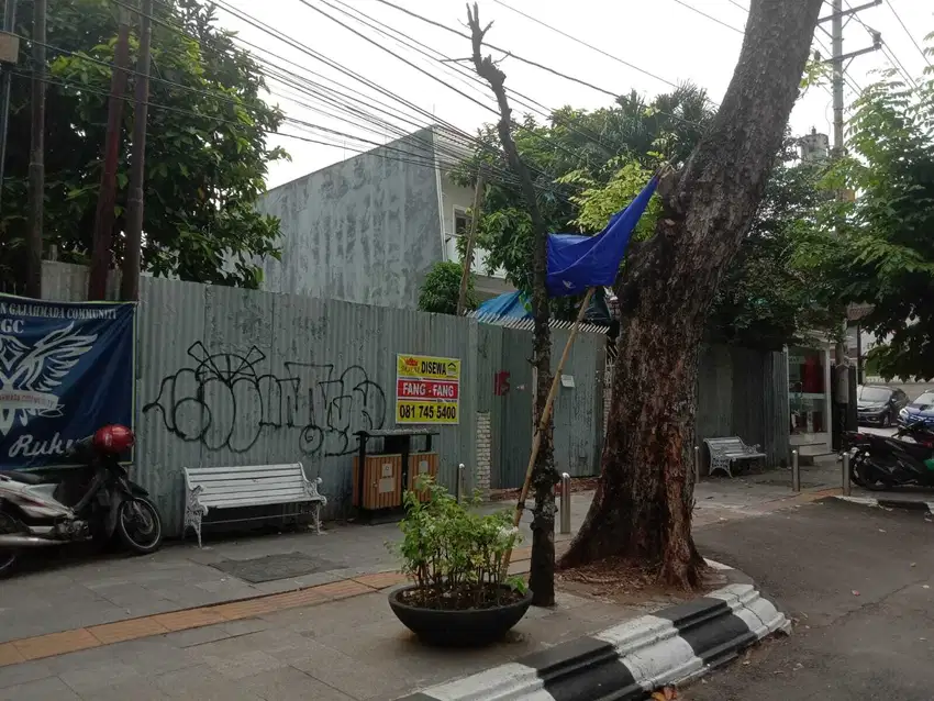 Disewakan Rumah Tengah Kota Jl. Gajahmada Semarang
