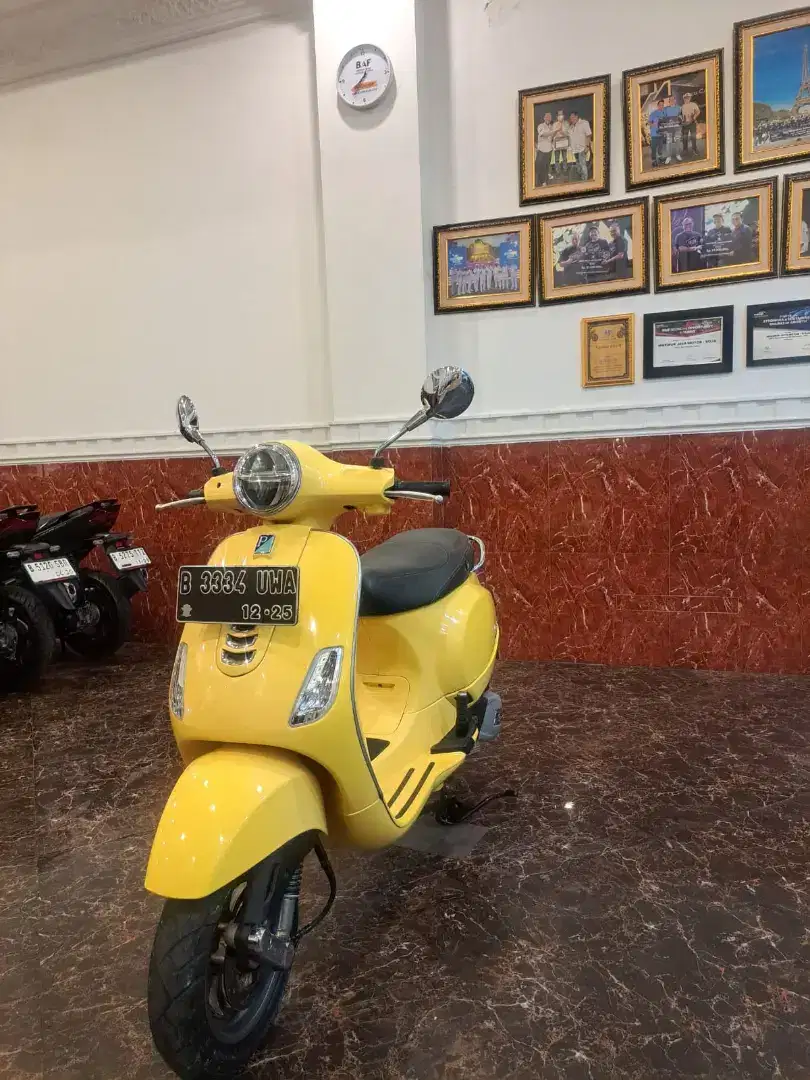 DP 3 JT VESPA LX 125 2020 MOTOR MULUS GRES SYARAT CUKUP KK DAN KTP