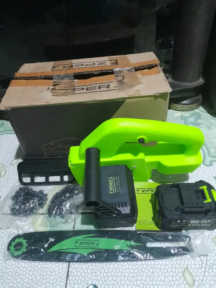 Mesin chainsaw gergaji cordless zper 12 inc baru