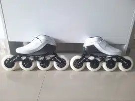 Sepatu Roda (Inline Skate)