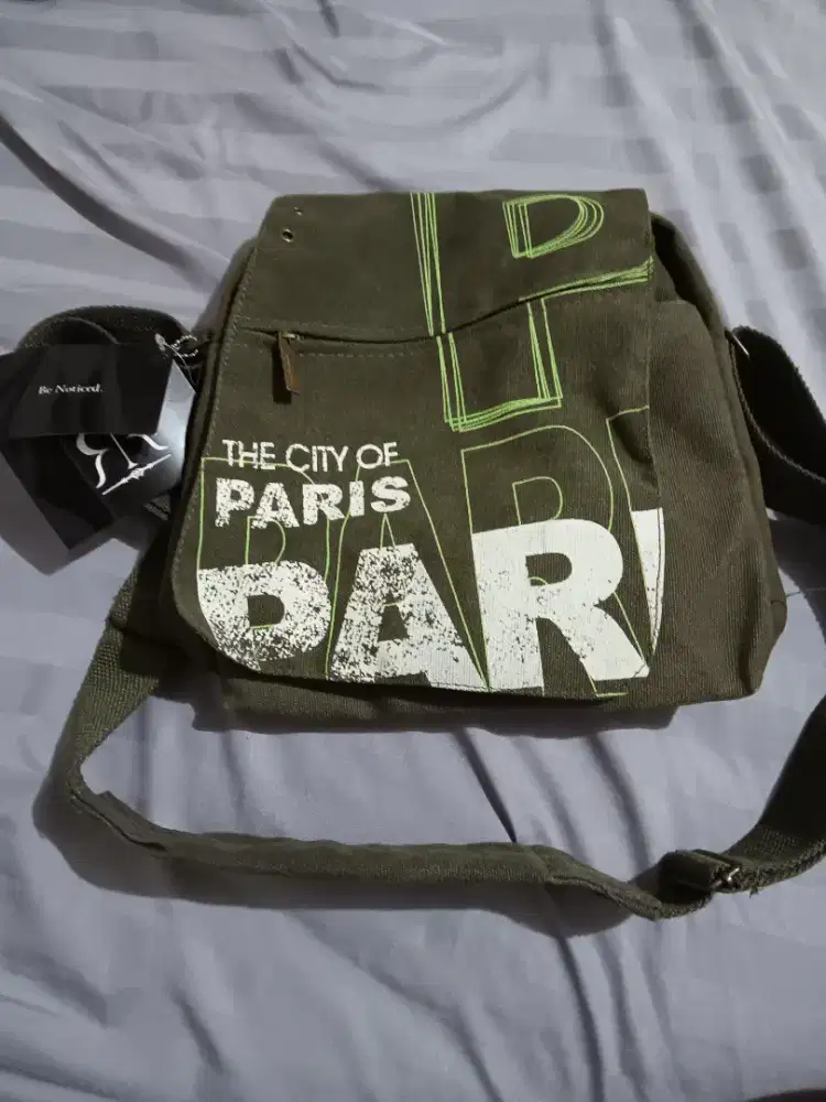 Tas selempang robin ruth