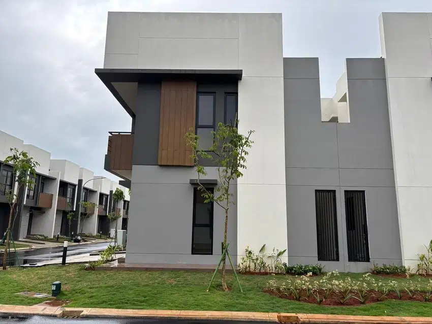 Dijual Rumah 2 Lantai Summarecon Crown Gading Bekasi