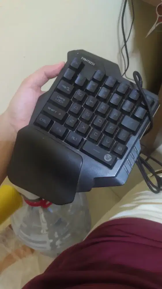 Fantech half keyboard gaming rgb