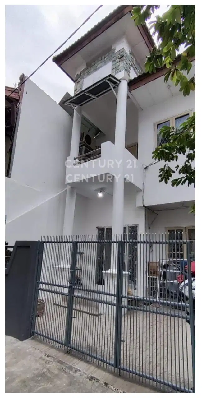 Rumah 2.5 Lantai Di Kawasan Palmerah Tomang