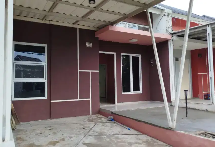 Sewa rumah murah strategis