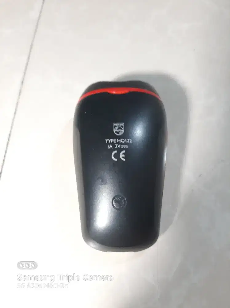 Pencukur kumis/jenggot Philips HQ 132