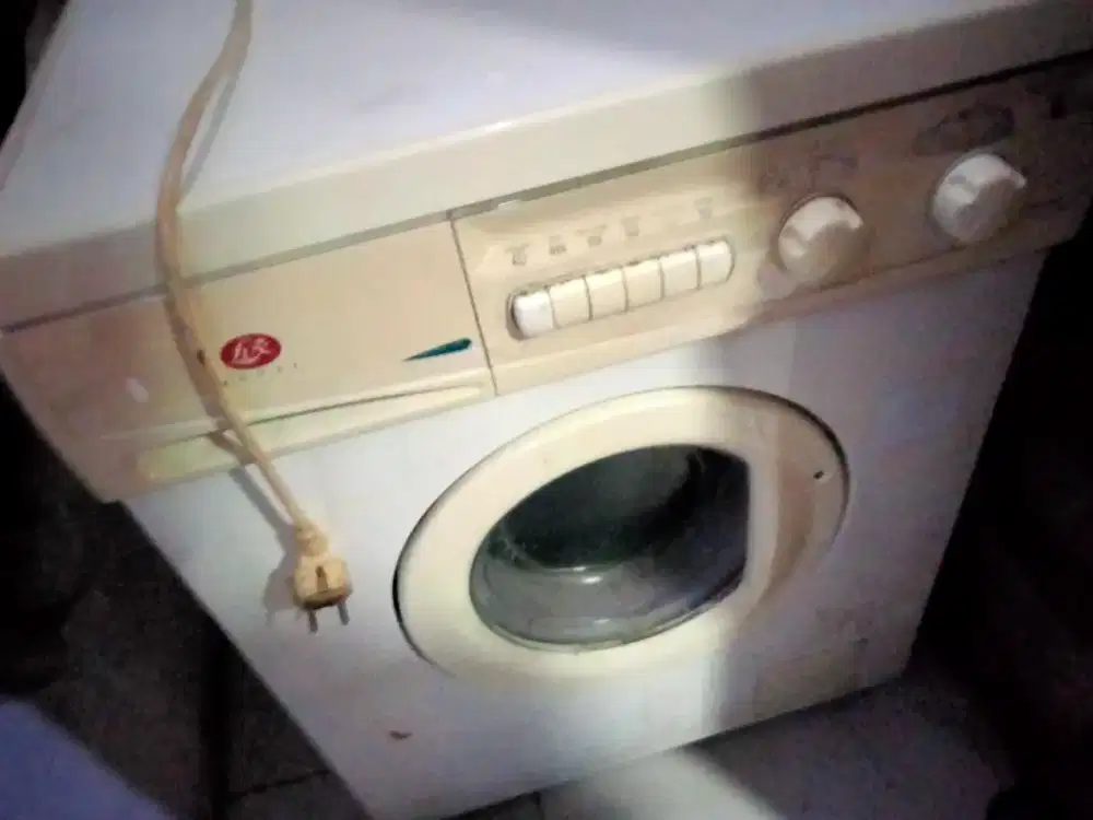 Mesin cuci Electrolux Lux classic wh 1090 normal l