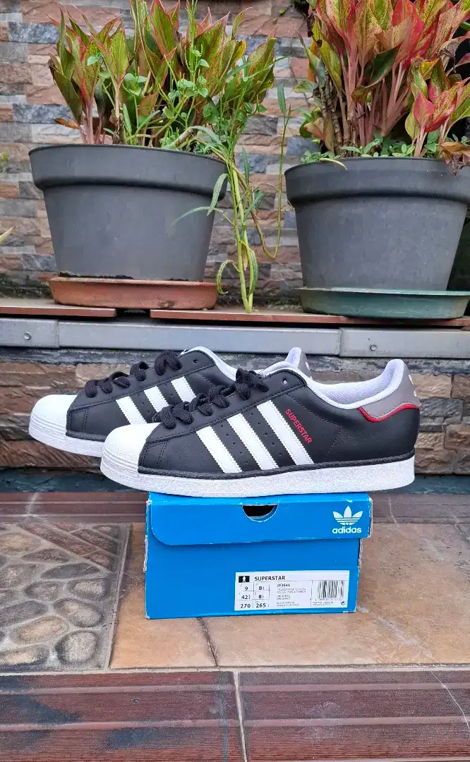 Sepatu Sneakers/Casual Adidas Superstar