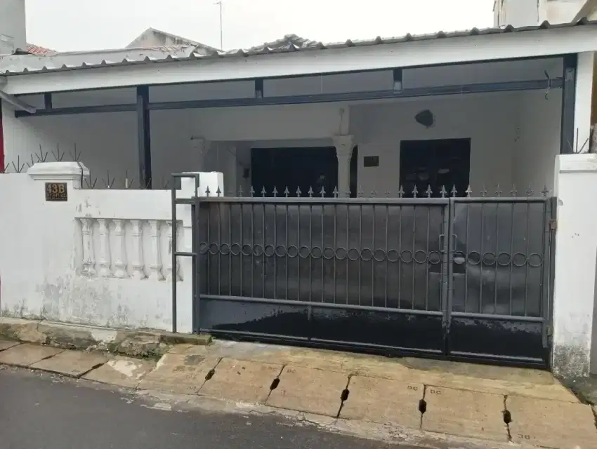 Rumah Kontrakan Tahunan