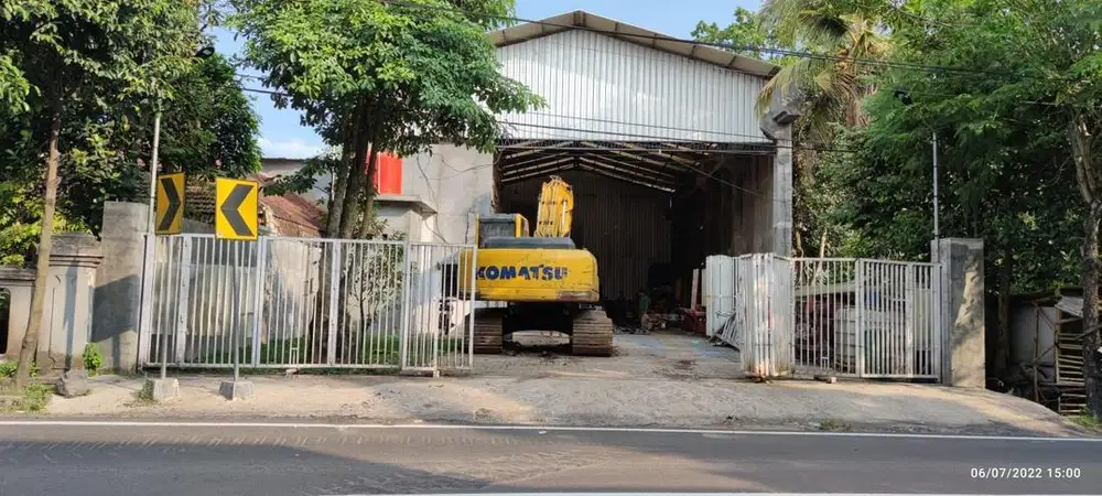 Gudang Di Jalan Piere Tendean Jember