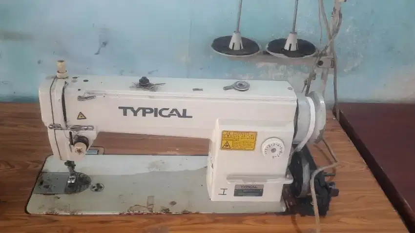 Dijual Mesin jahit typical