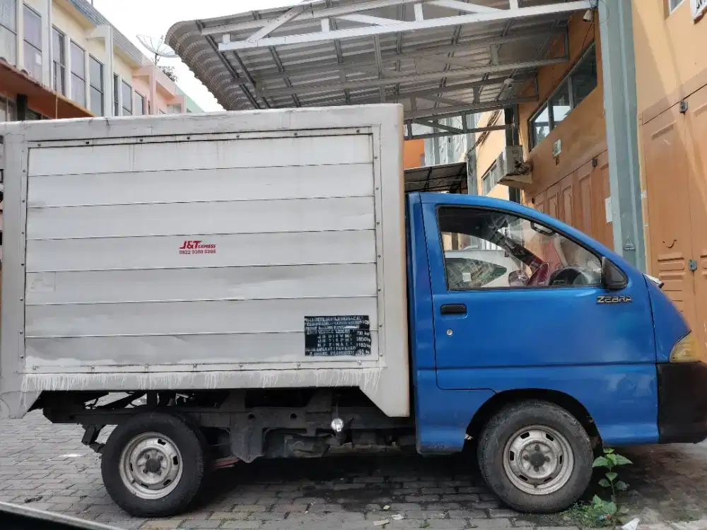 Daihatsu pick up BOX 2004 murah