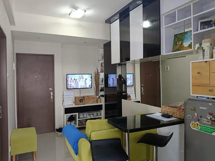 Apartment 2 BR Semi Furnished Puri Park View