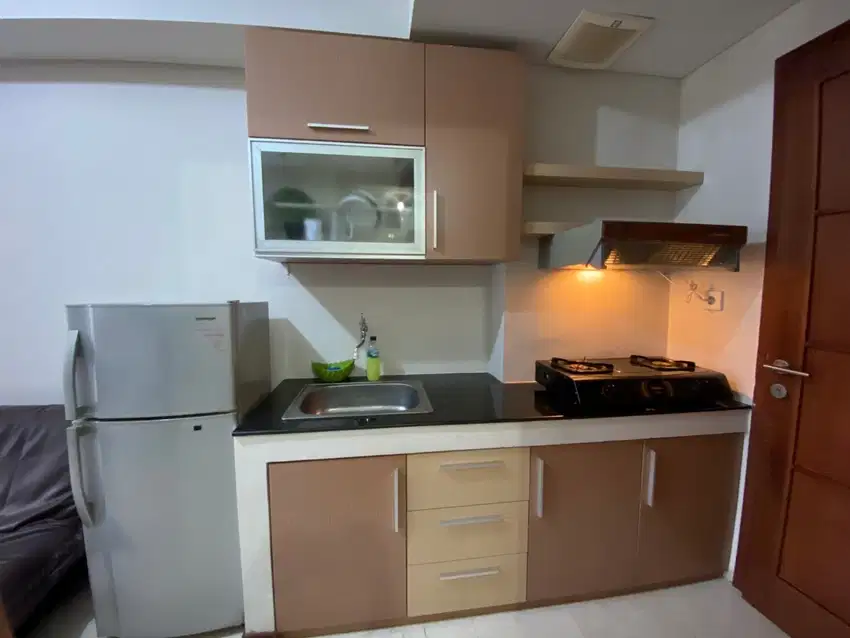 Disewakan bulanan tipe 1br apt royal mediterania garden residence